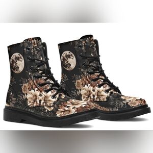 ROGUE+WOLF Harvest Moon Combat Moto Boots Moon and Flowers Design Size 9 Womans